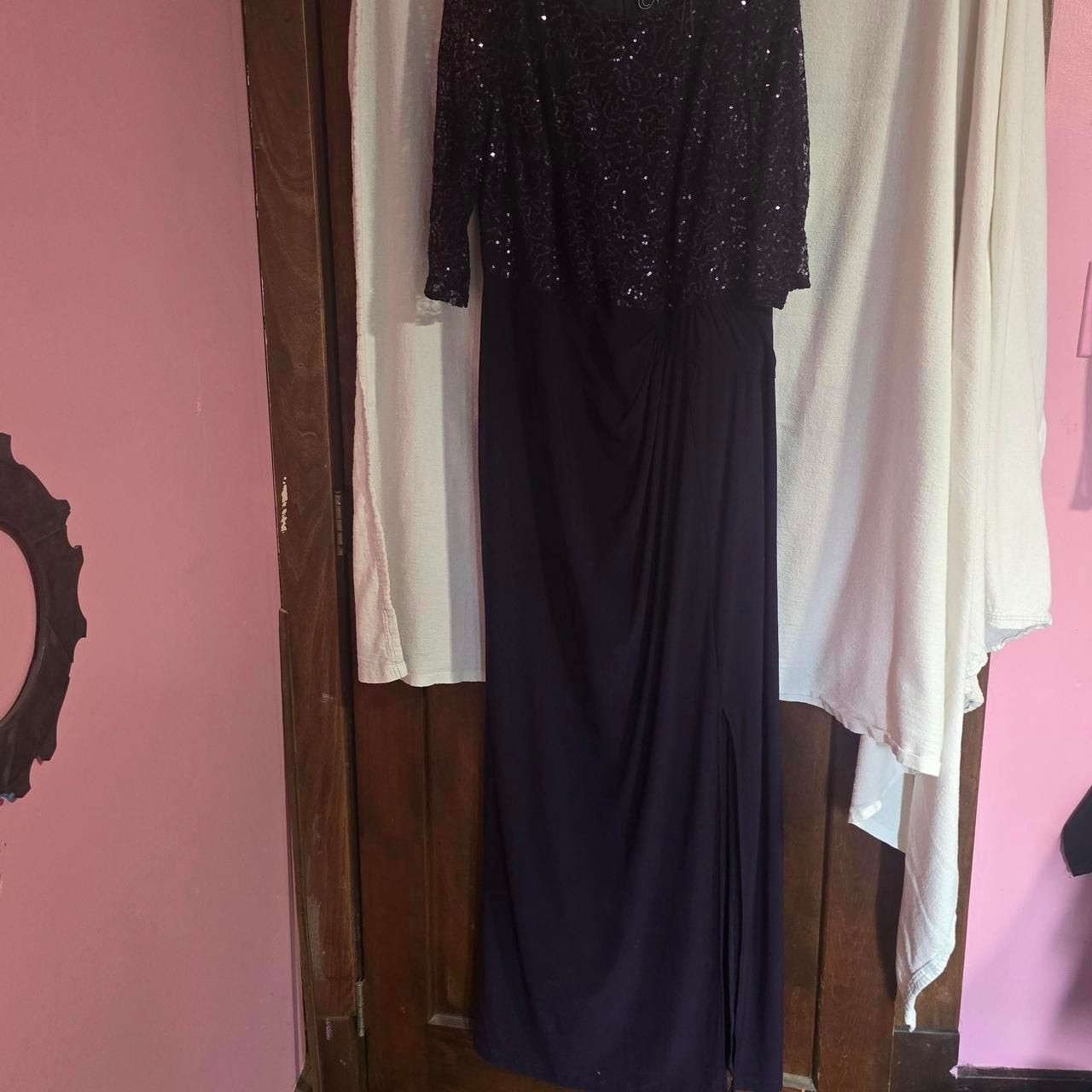 Alex Evenings Sequin Evening Dress Size 18W Purple Long Formal Gown Alex Evenings Sequin Evening Dress Size 18W Purple Long Formal Gown