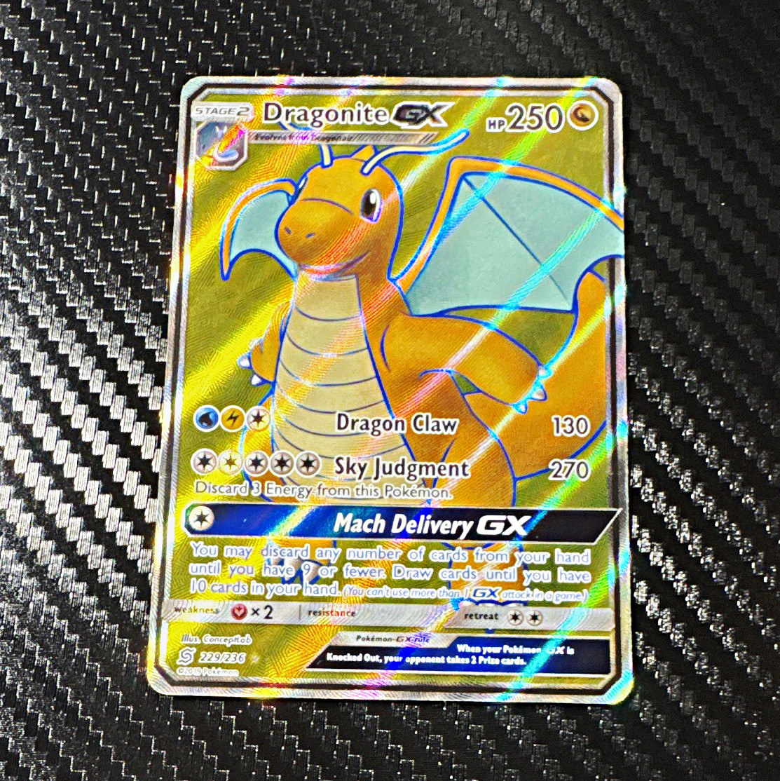 MINT Pokemon TCG Dragonite GX 229/236 Unified Minds 2019 Full Art MINT Pokemon TCG Dragonite GX 229/236 Unified Minds 2019 Full Art