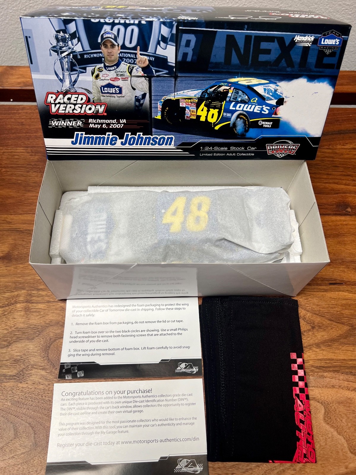 Jimmie Johnson #48 Lowe\'s 2007 Richmond Win Raced Action 1:24 COT 1/1320
