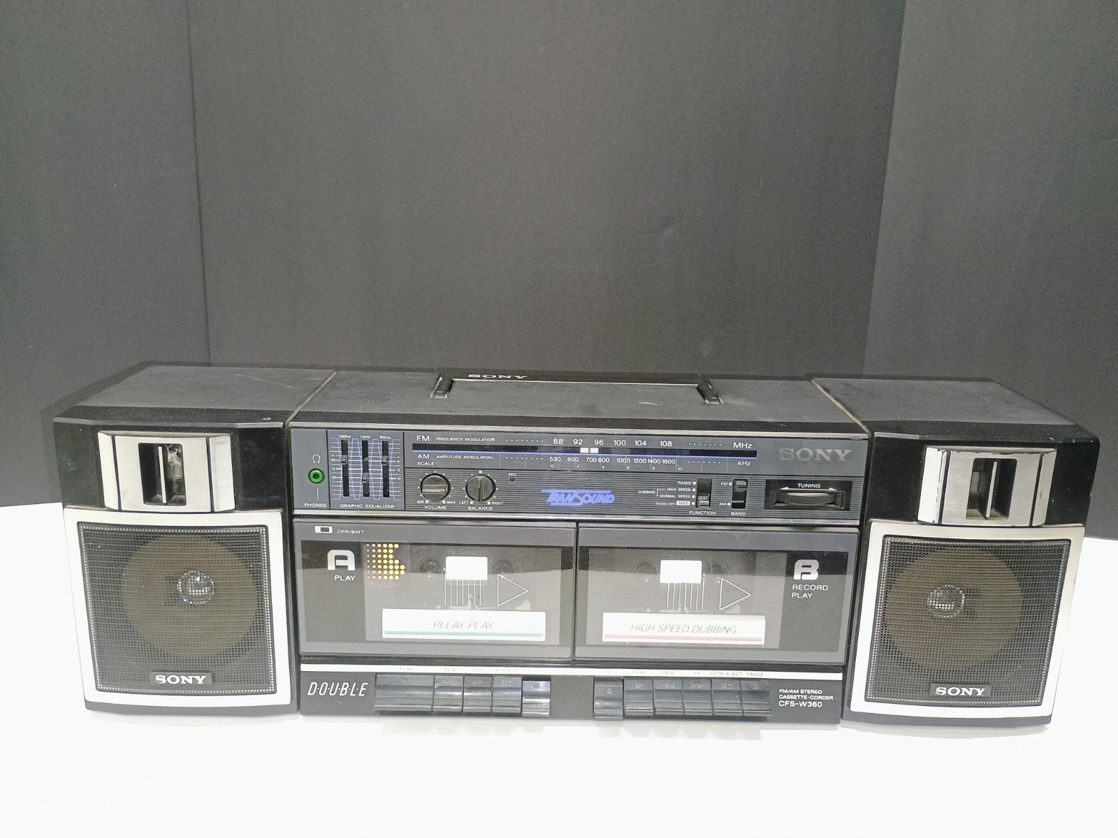 Vtg SONY CFS-W360 FM/AM Stereo Dual Cassette Boombox w/ Detachable Speakers work