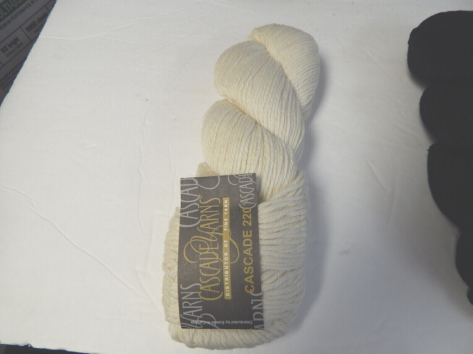 Cascade 220 Yarn Worsted Wool 100% Peruvian Highland- lots of colors Cascade 220 Yarn Worsted Wool 100% Peruvian Highland- lots of colors