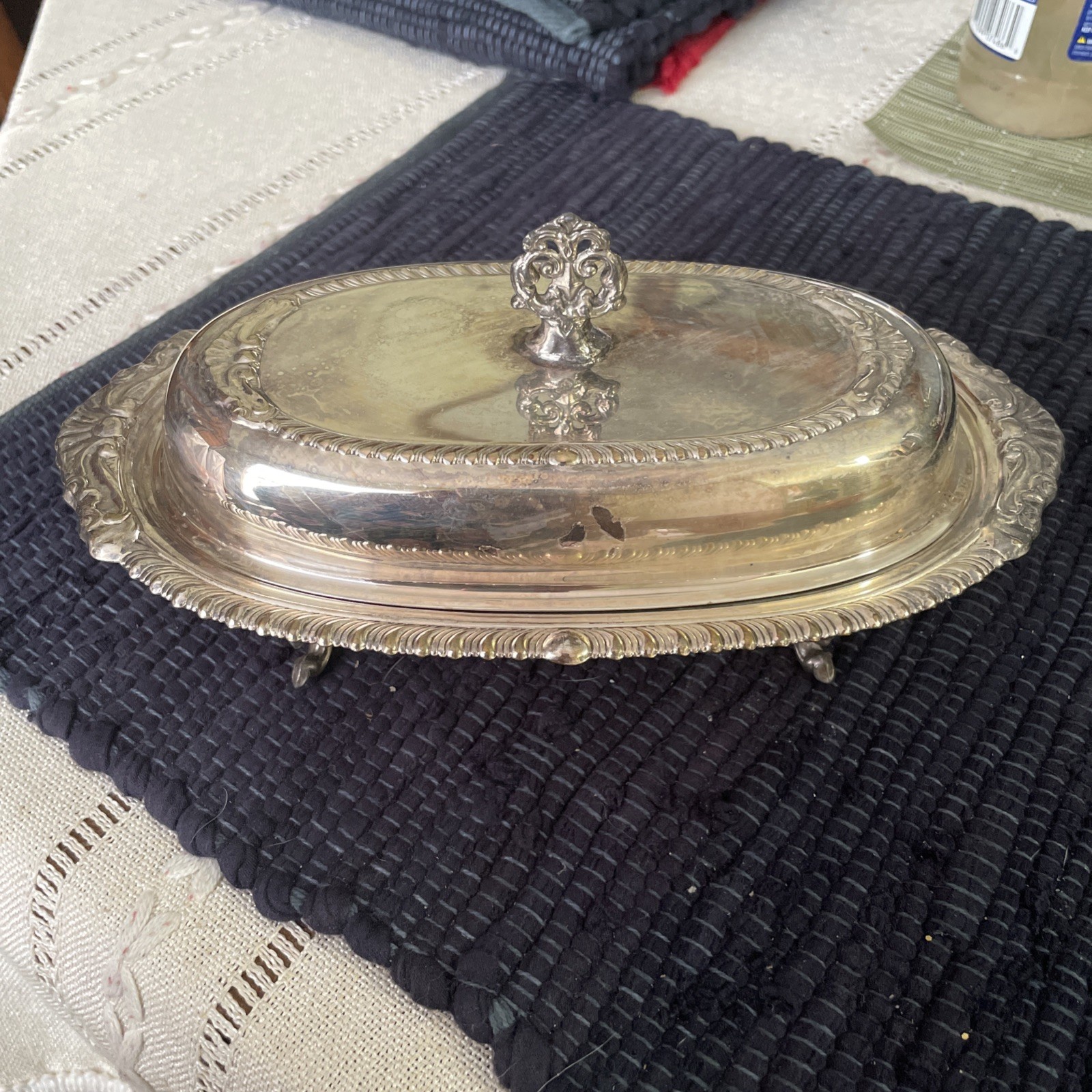Vtg Sheridan Silver Plate Ornate Footed Covered Butter Dish With Glass Insert