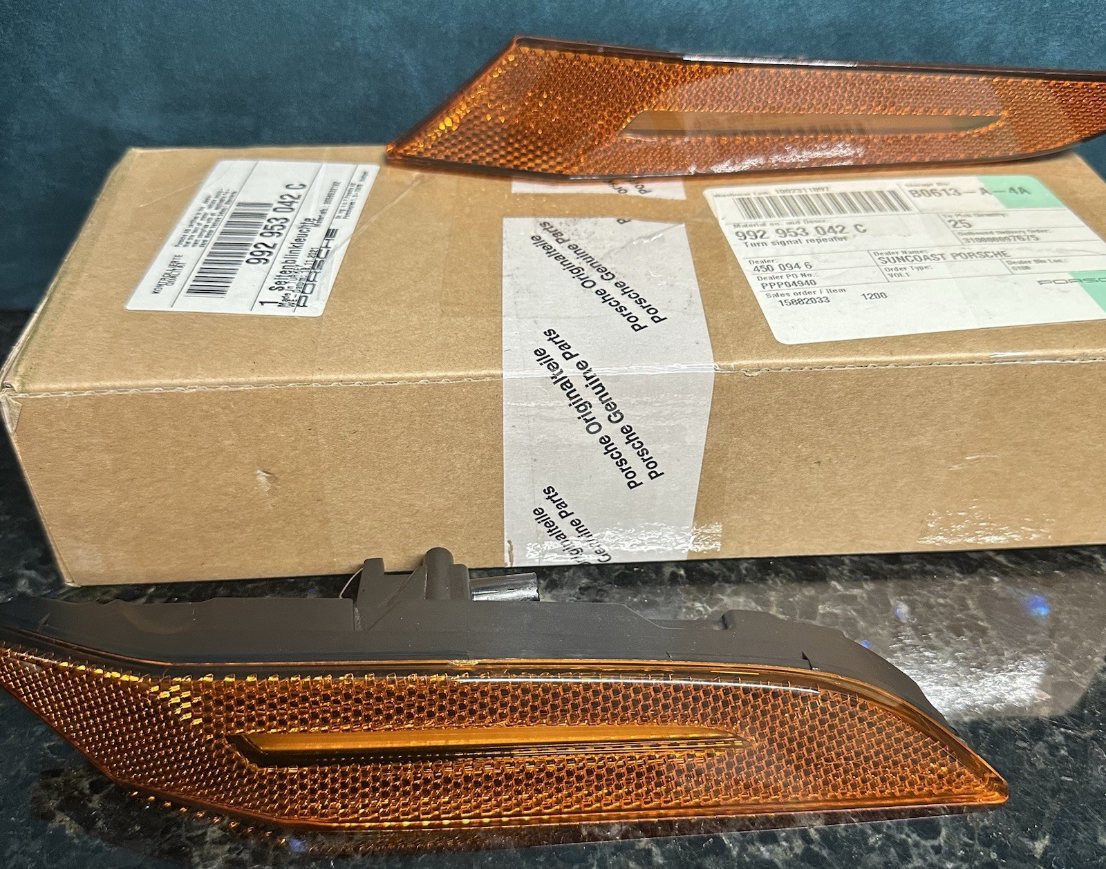 2021 PORSCHE 911 - CARRERA/TARGA FRONT SIDE LAMPS 992-945-061 C/062 2021 PORSCHE 911 - CARRERA/TARGA FRONT SIDE LAMPS 992-945-061 C/062
