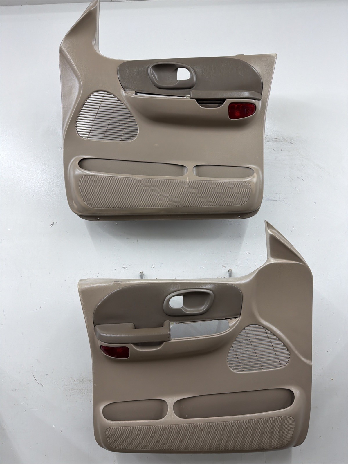 99-03 Ford F-150 F150 Crew Cab OEM Driver & Passenger Door Panels Power Tan