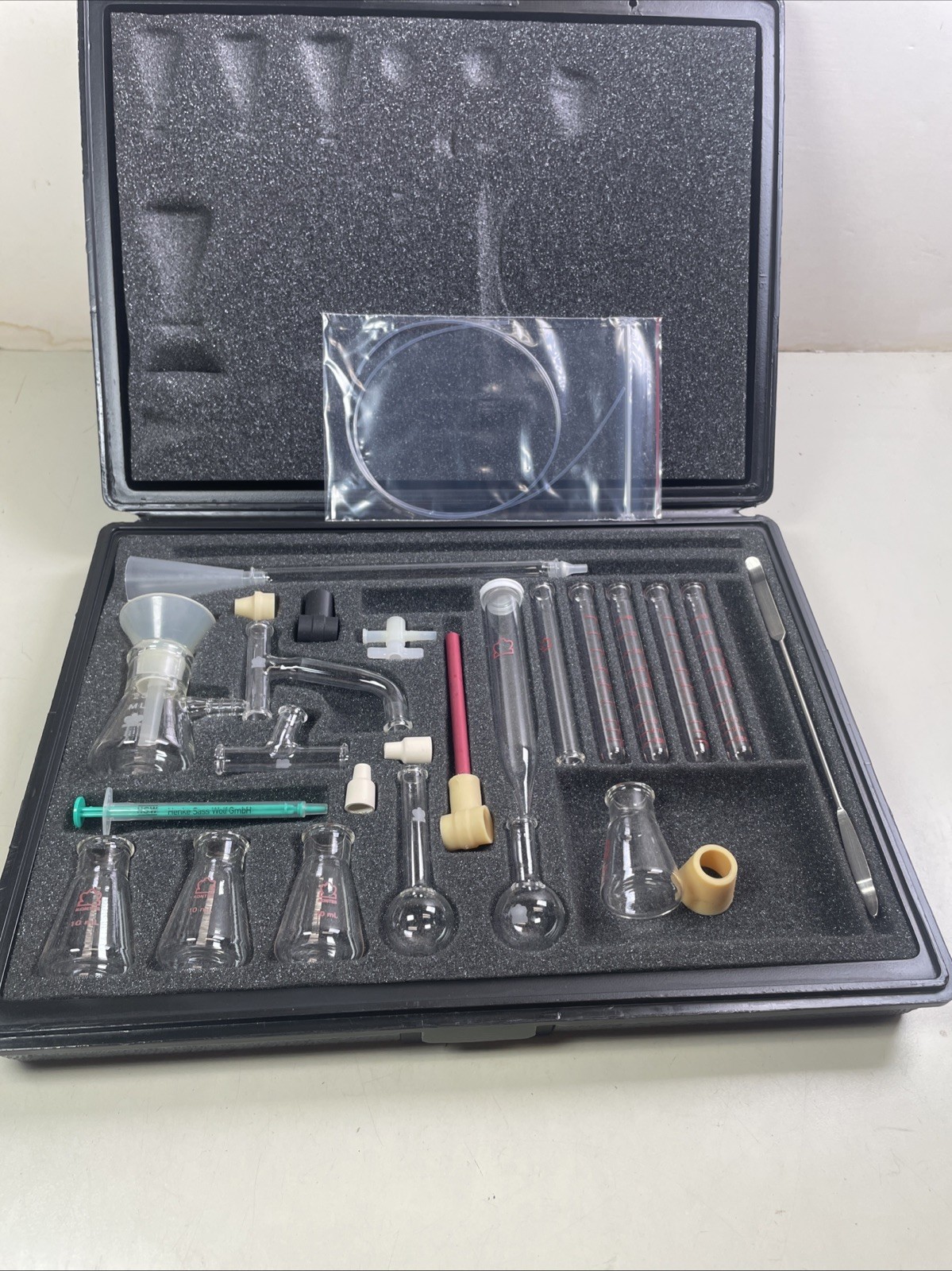 USED Kontes Microflex Williamson K-748000-0000 Chemistry Kit 16pcs Glass + More