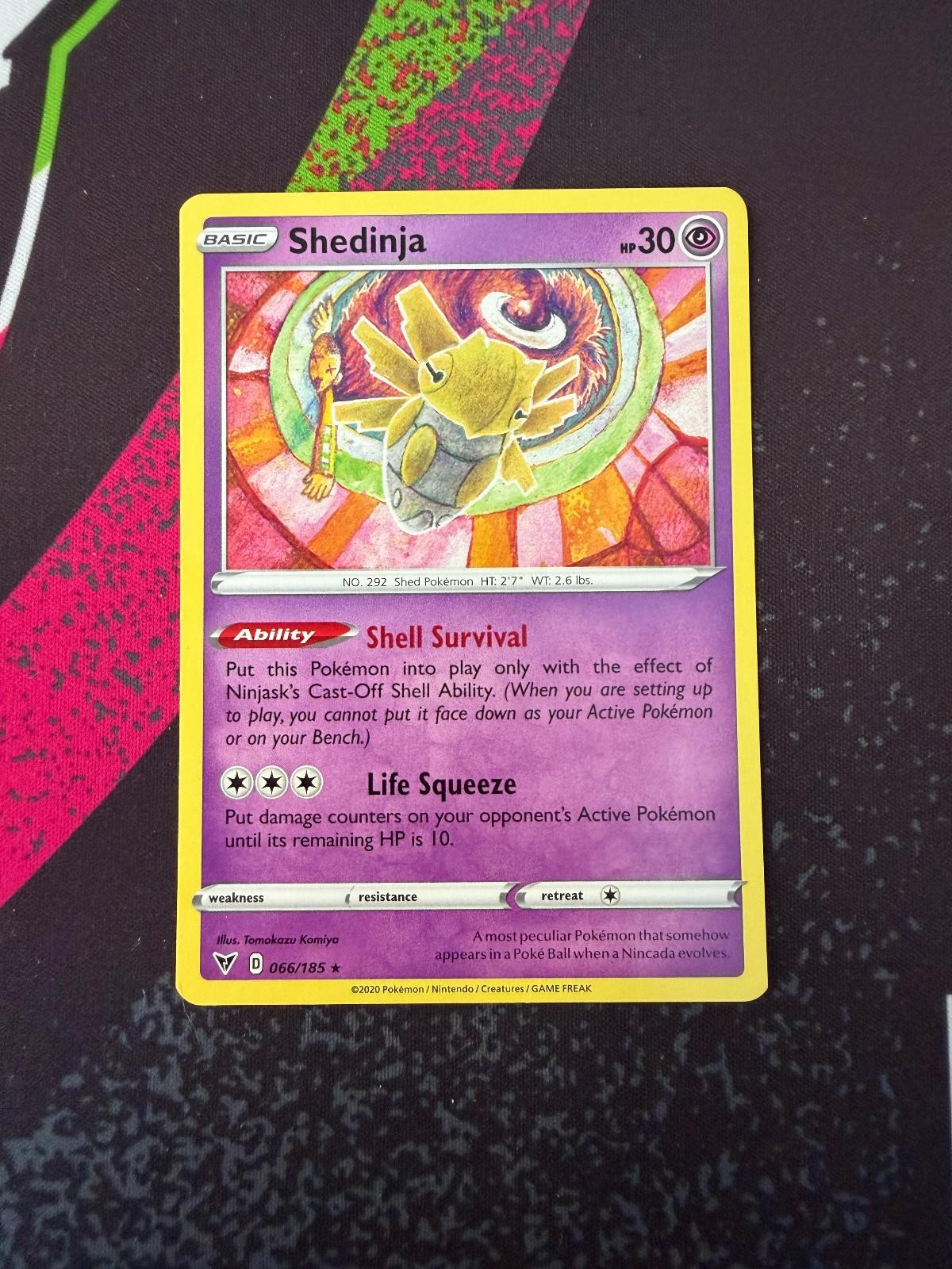 SHEDINJA 066/185 VIVID VOLTAGE Rare Pokemon