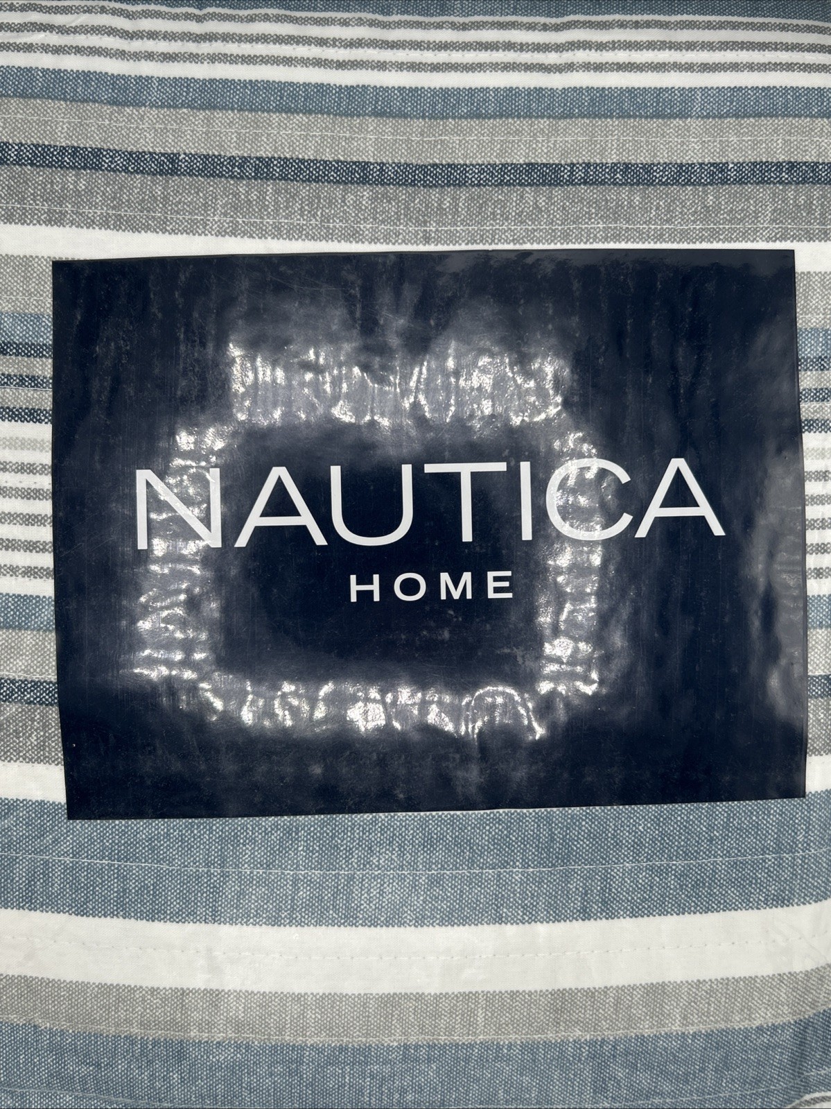 NEW Nautica-Jettison Grey, Quilt Set With Two Matching Shams, Full/Queen NEW Nautica-Jettison Grey, Quilt Set With Two Matching Shams, Full/Queen