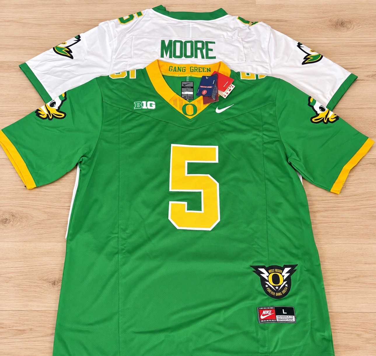 NEW Dante Moore Oregon Ducks Jersey SHIPS SAME DAY
