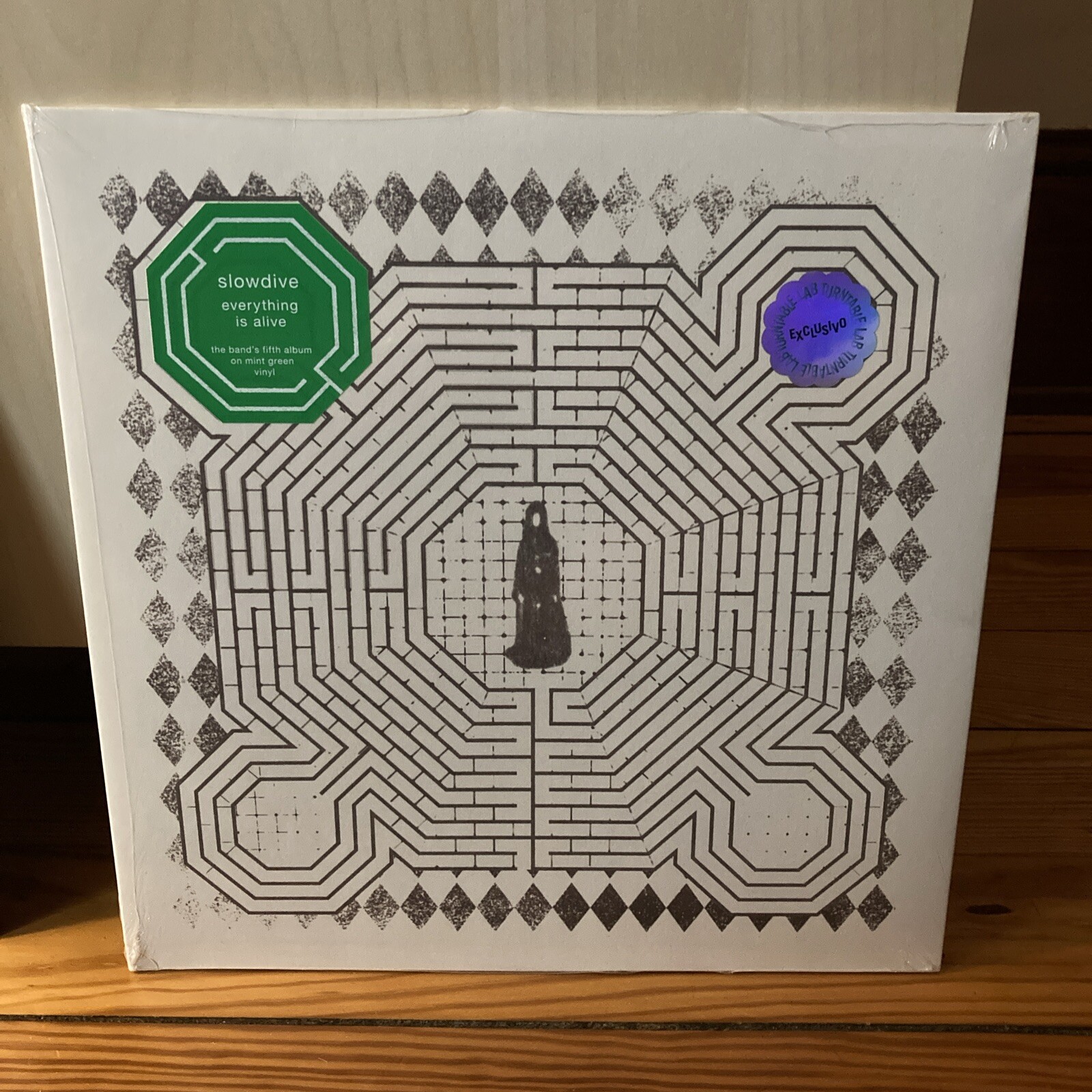 Slowdive- Everything Is Alive-Limited Edition Turntable Lab- Mint Green-LP-Vinyl Slowdive- Everything Is Alive-Limited Edition Turntable Lab- Mint Green-LP-Vinyl