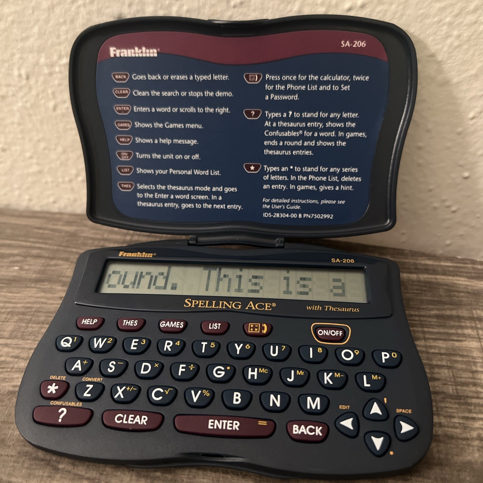 Franklin Spelling Ace with Thesaurus SA-206