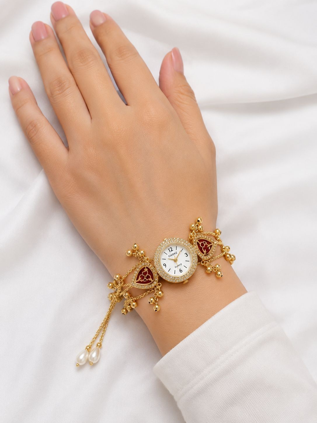 Indian Traditional Golden Stylish kashmiri bracelet watch for Women & Girls Indian Traditional Golden Stylish kashmiri bracelet watch for Women & Girls