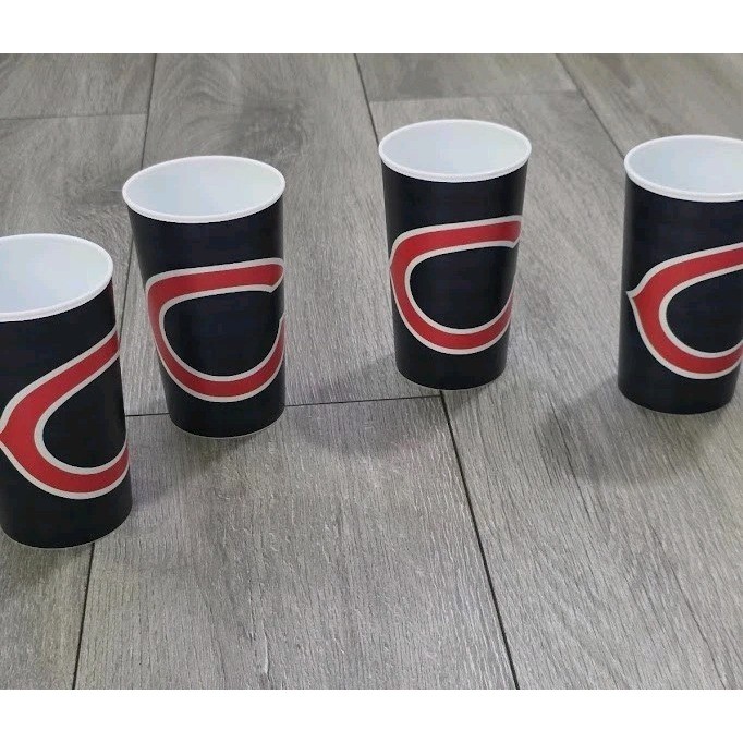 Chicago Bears Plastic Cups Set of 4 Hallmark 2011 NFL Party Tailgate Rare HTF