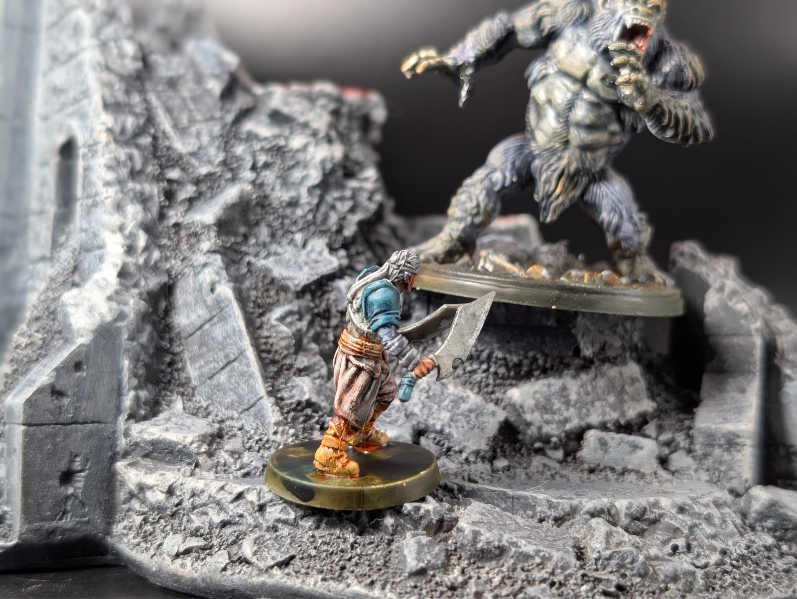 Well painted dual wielding Stallik the Bold d&d fantasy miniature teal Well painted dual wielding Stallik the Bold d&d fantasy miniature teal