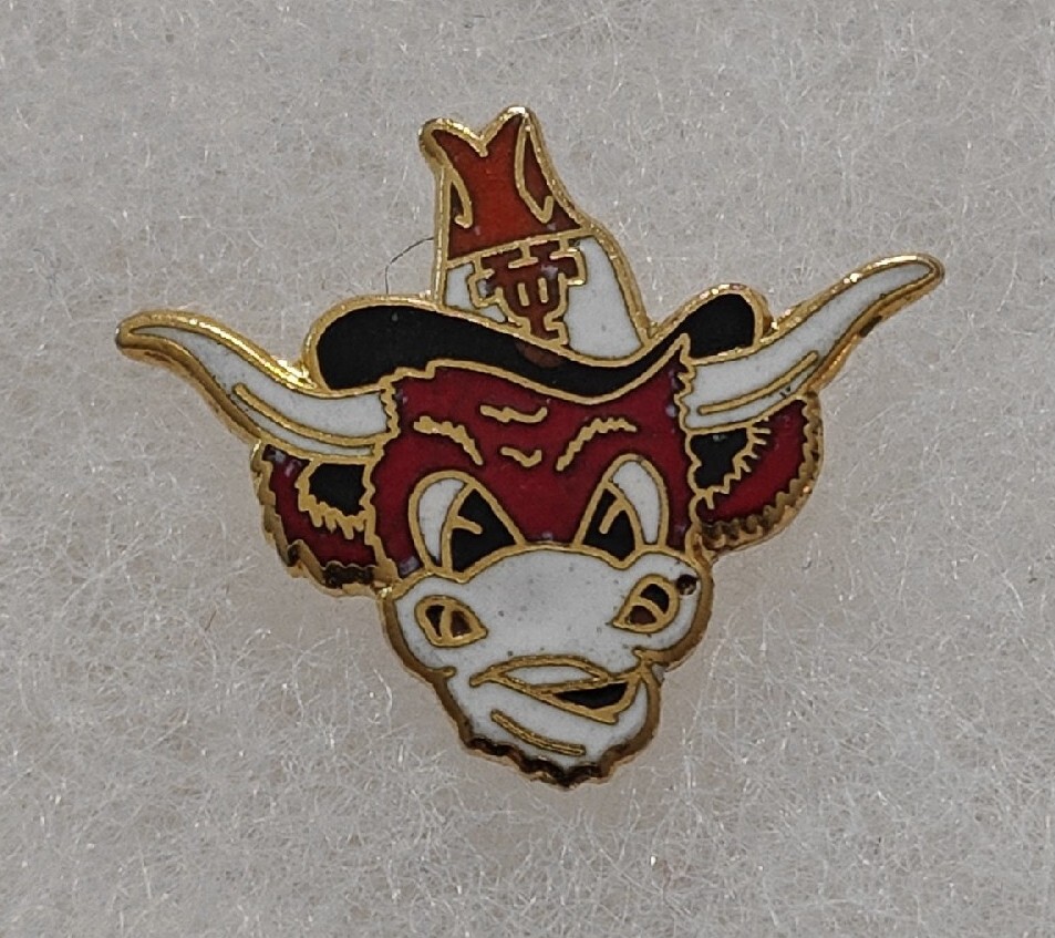 Vintage NCAA UT University Of Texas Bevo Gold Tone Hat / Lapel Pin NOS Vintage NCAA UT University Of Texas Bevo Gold Tone Hat / Lapel Pin NOS