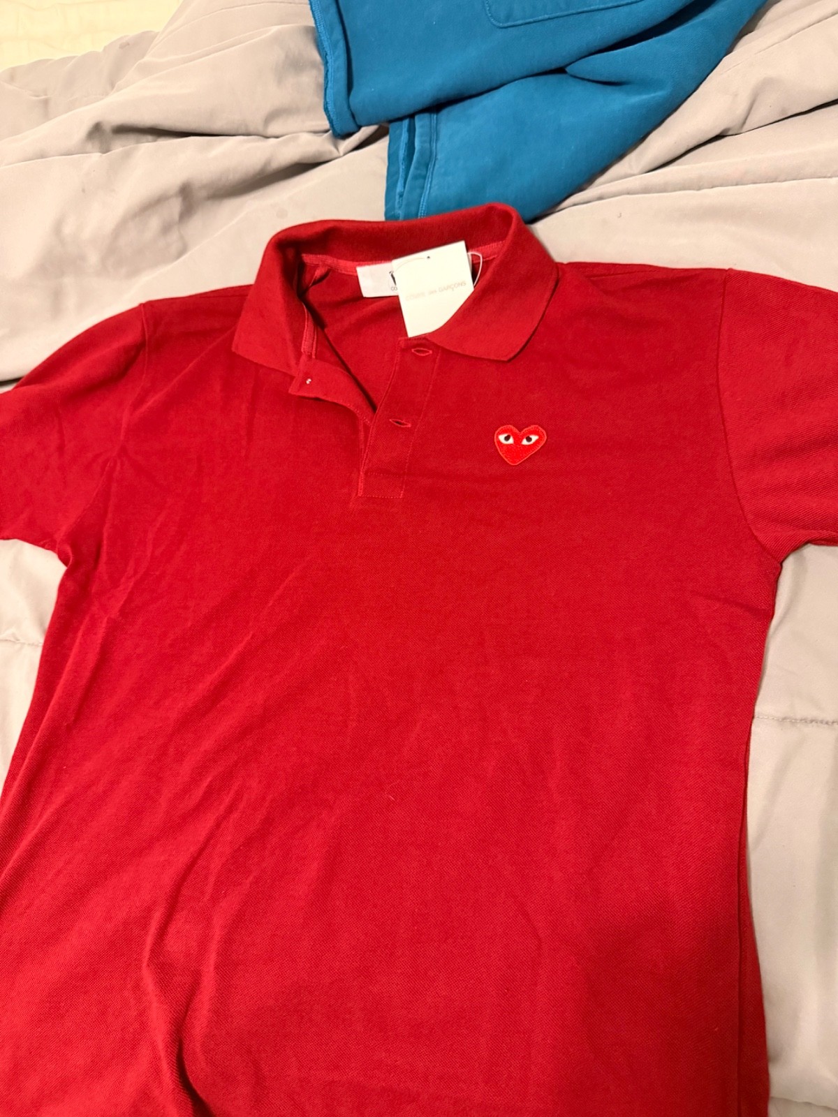 comme des garcon polo burgendy size XL
