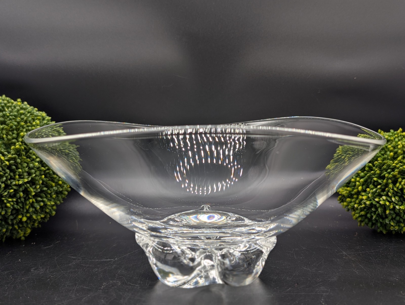 Vintage STEUBEN Art Glass Crystal Trillium 9” Footed Bowl Vintage STEUBEN Art Glass Crystal Trillium 9” Footed Bowl
