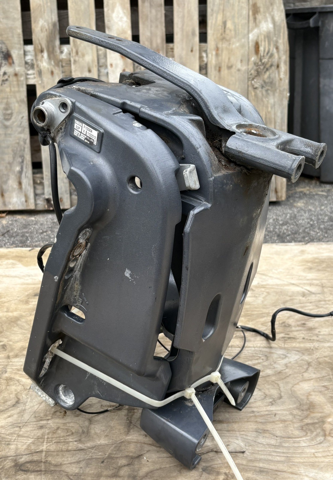 1997-2014 Yamaha Swivel Bracket/Clamp Steering Arm 115 150-250 HP 1997-2014 Yamaha Swivel Bracket/Clamp Steering Arm 115 150-250 HP