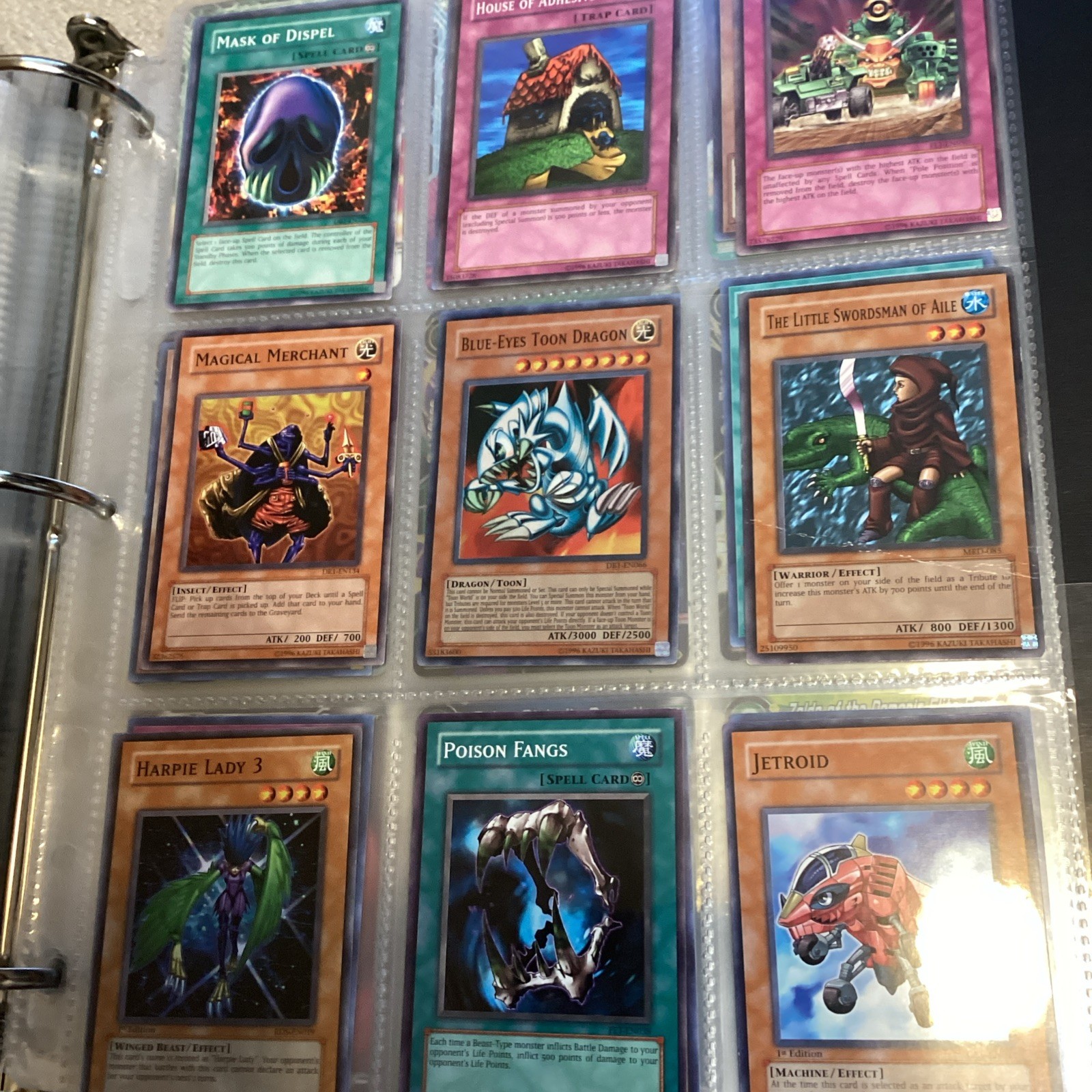 Vintage & Modern Yu-Gi-Oh 325 Card Collection - 1st Editions - Blue-Eyes...