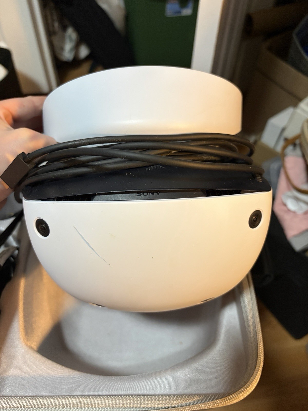 Sony PlayStation VR2 Virtual Reality Headset for PS5 And Wireless Charger Sony PlayStation VR2 Virtual Reality Headset for PS5 And Wireless Charger