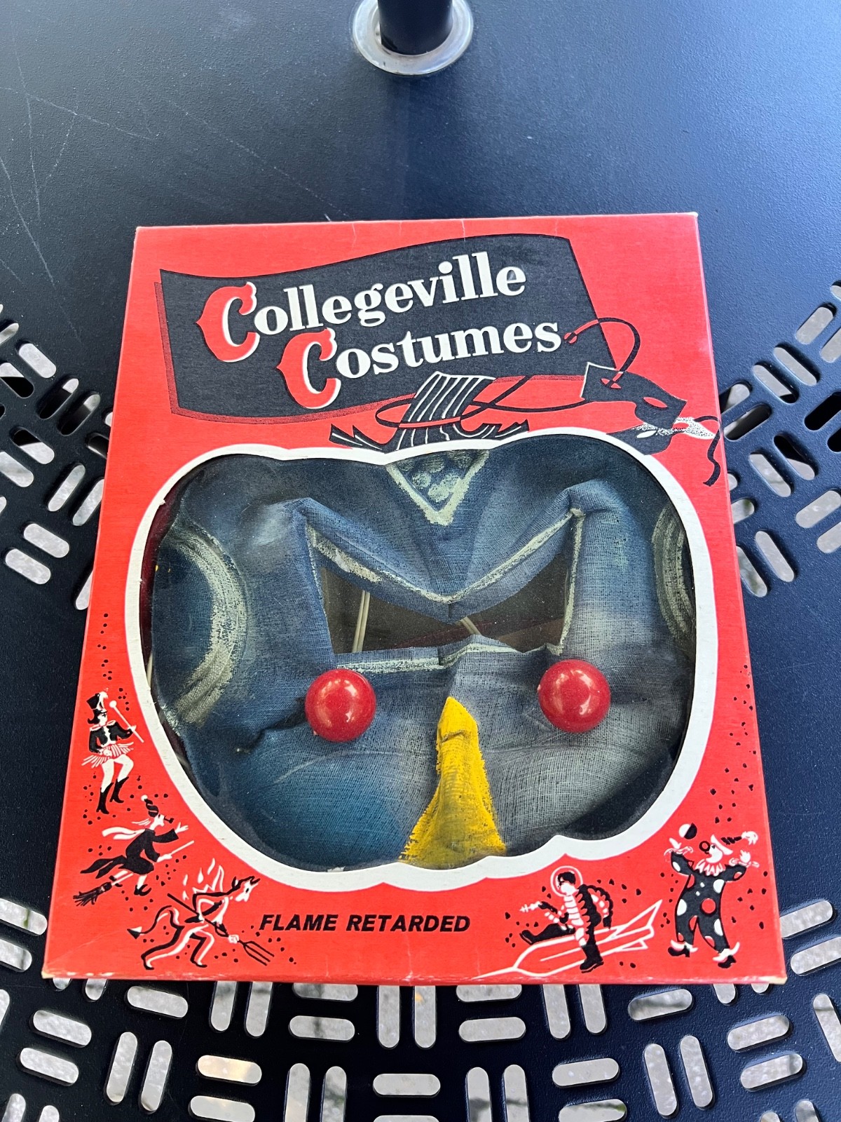 LQQK Vintage 1950-60s Collegeville Halloween Costume Man In Orbit eyes light up