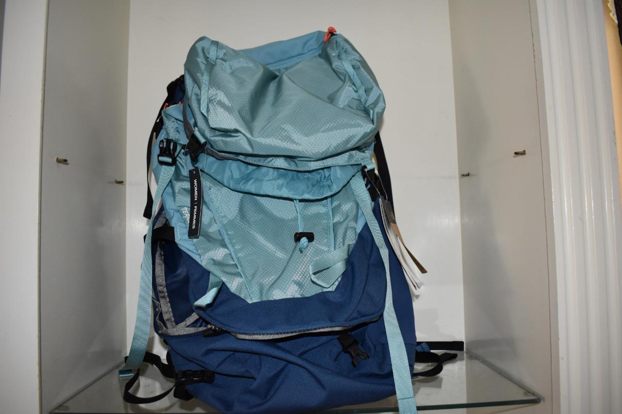 The North Face Women's Terra 55 Pack Medium/Large Blue NF0A3GABIXZ NWT
