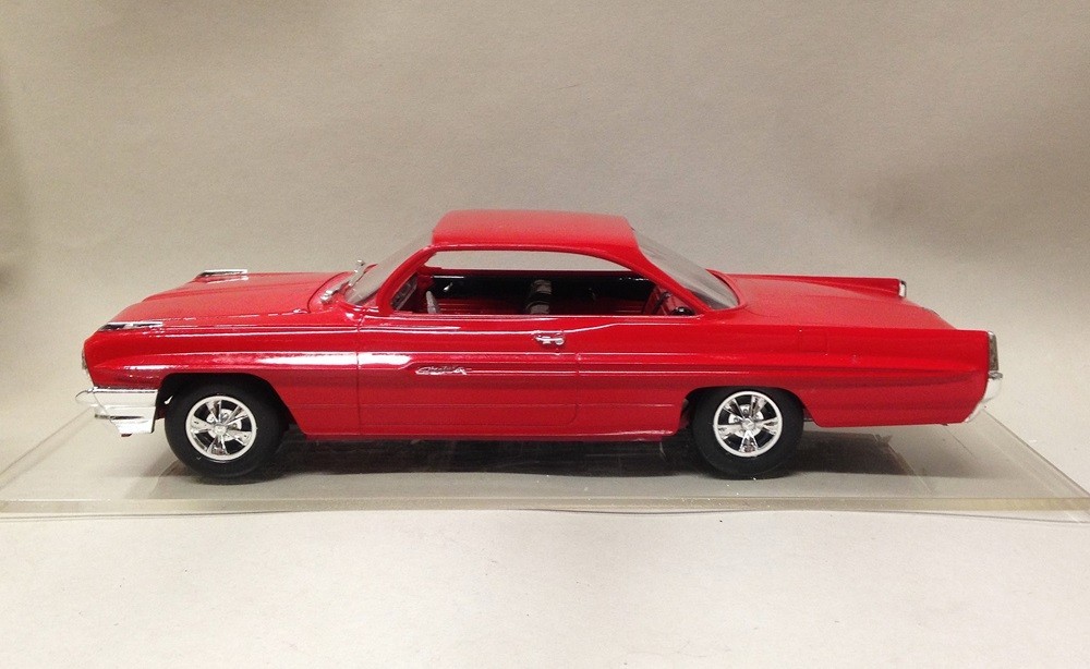 Built Moebius \'61  Pontiac Ventura