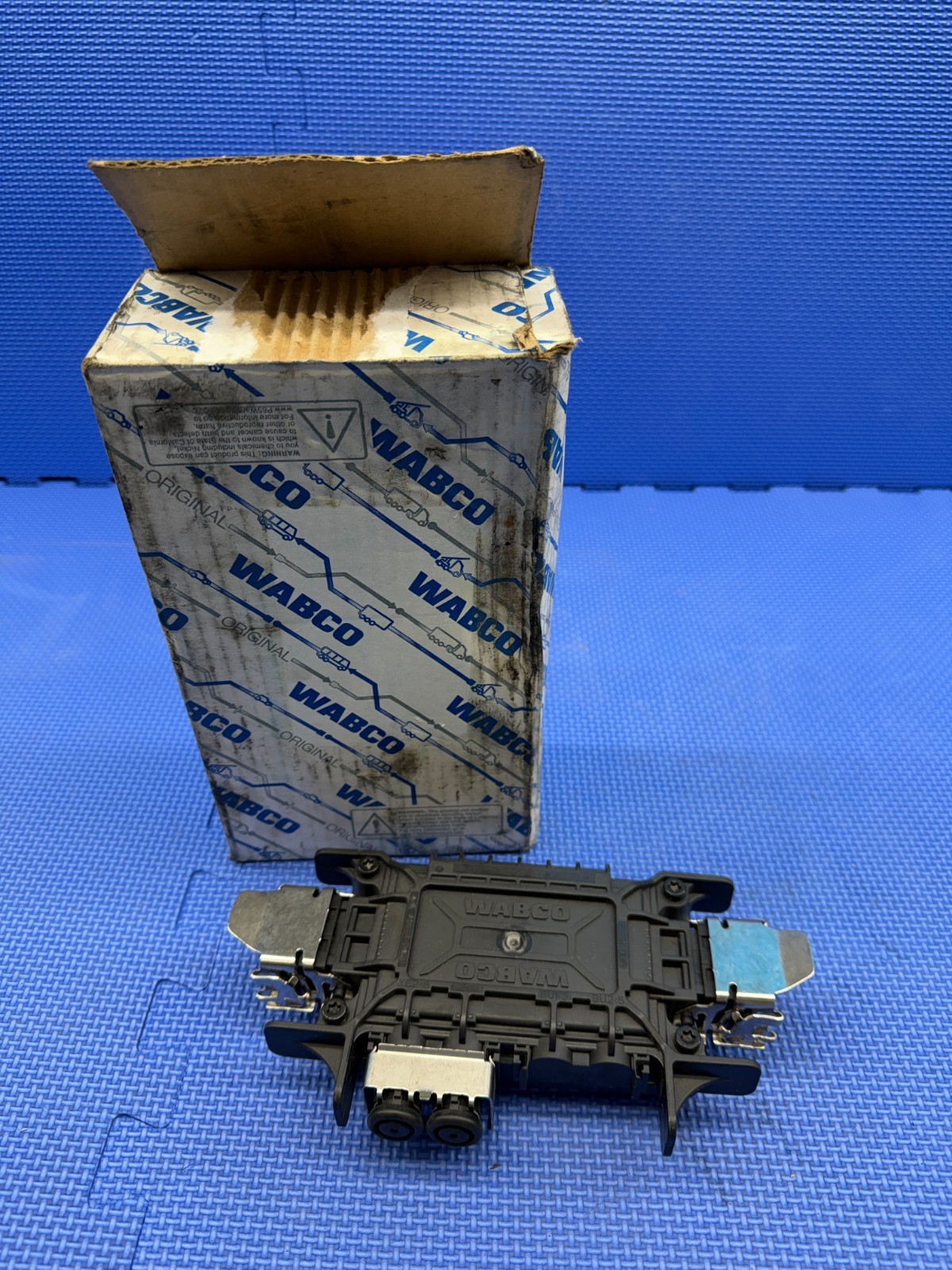 Genuine OEM Wabco 4461082010 2S/1M TCSII Trailer ABS Electronic Control Unit