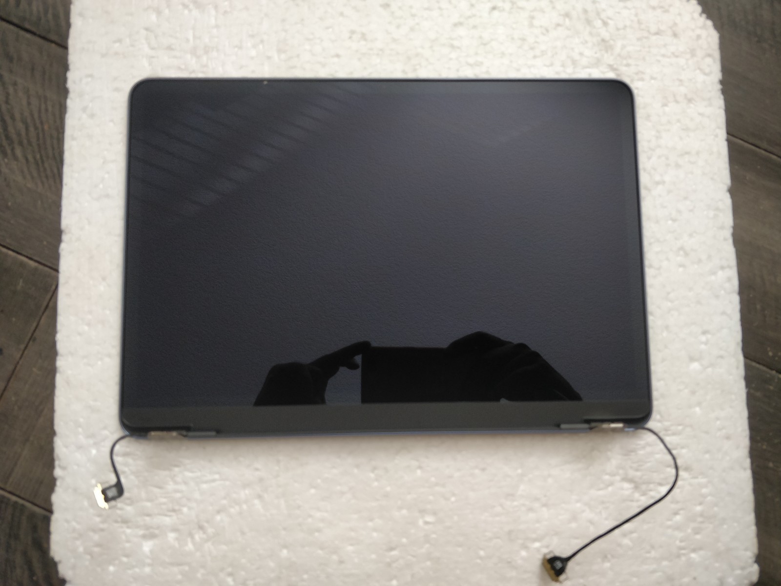 Genuine, Apple Macbook Neo , A3404, 2026 LCD Screen assembly, Indigo