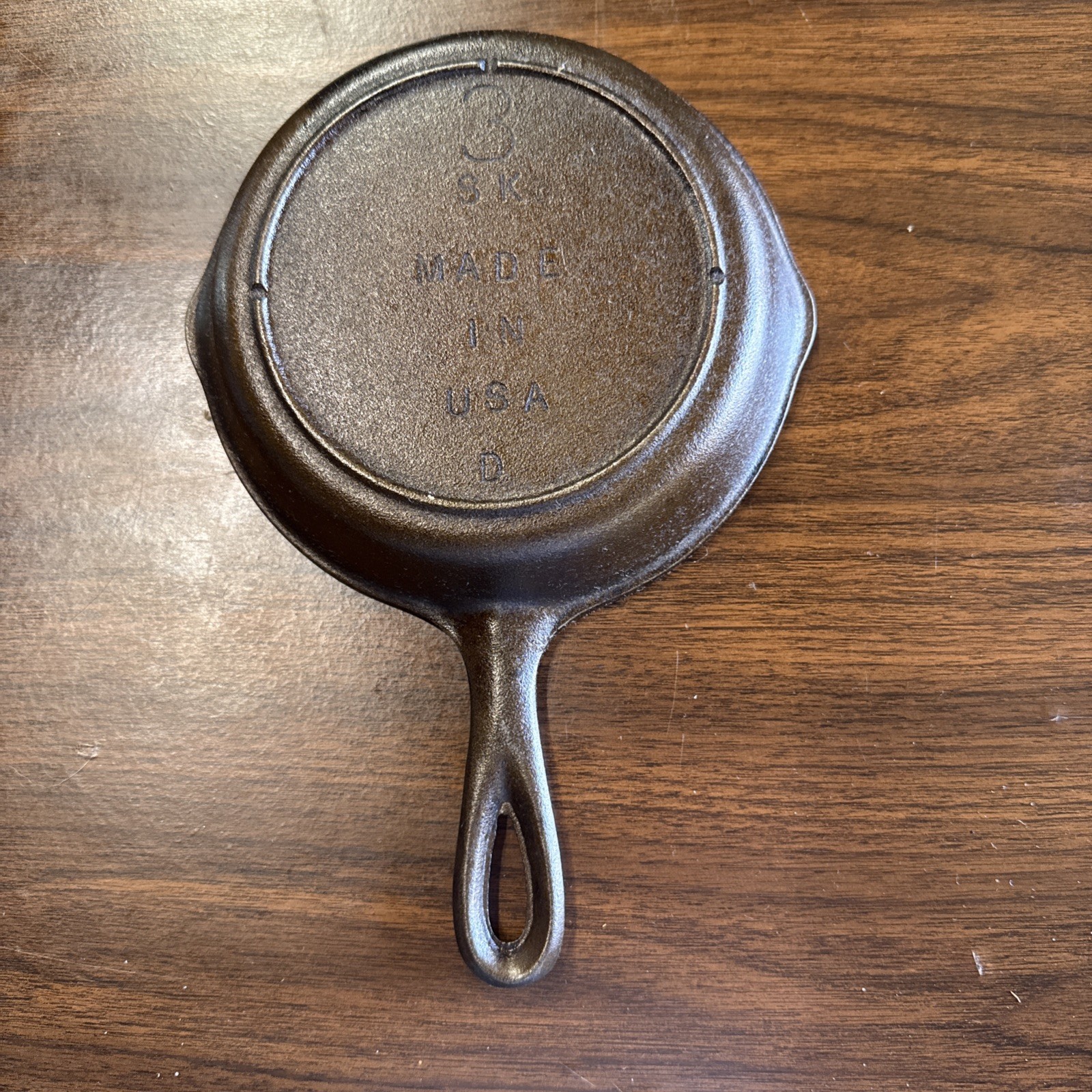 Vintage Lodge Cast Iron Skillet D 3 SK Made In USA 3 Notch Clean & Nice