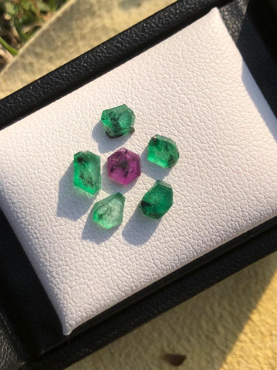 2.2crt Natural Swat Emerald Slice & Kashmir Ruby Loose Gemstones Pakistan