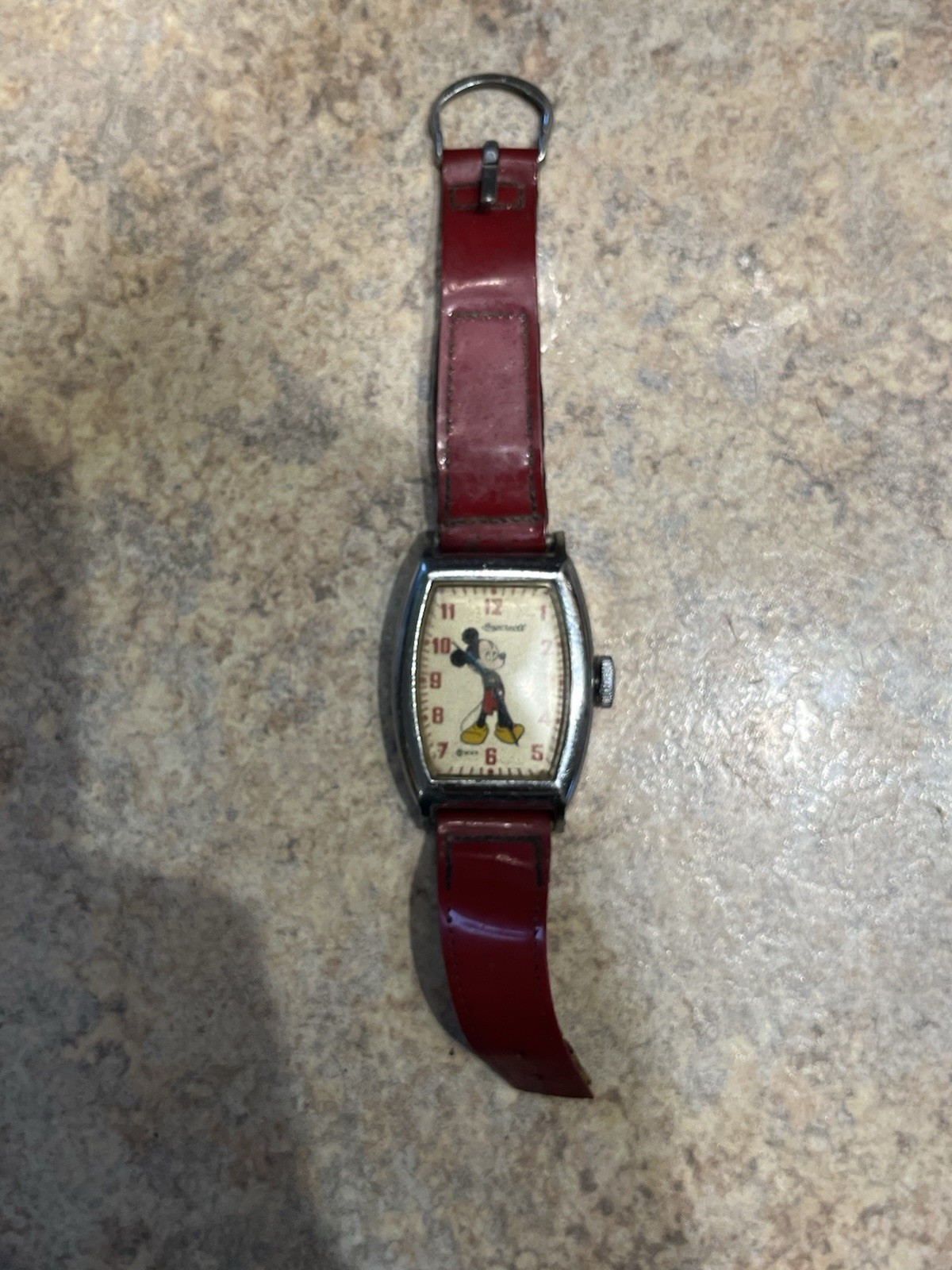 VTG 1940s Ingersoll US Time Mickey Mouse Watch FOR PARTS REPAIR Runs VTG 1940s Ingersoll US Time Mickey Mouse Watch FOR PARTS REPAIR Runs
