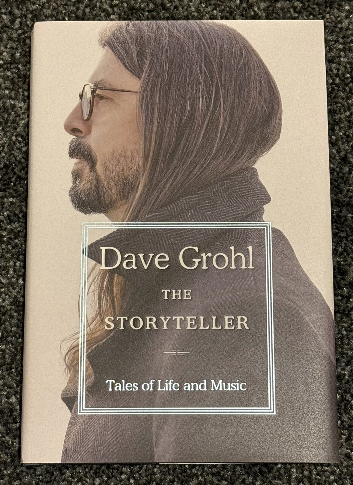 Dave Grohl - The Storyteller SIGNED BOOK NIRVANA FOO FIGHTERS