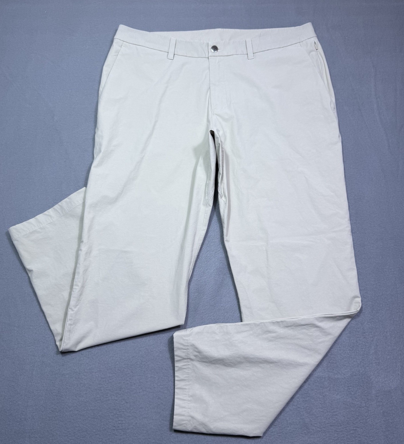 Lululemon Pants Mens 38x33 ABC Classic Fit VersaTwill Stretch Khaki Lululemon Pants Mens 38x33 ABC Classic Fit VersaTwill Stretch Khaki