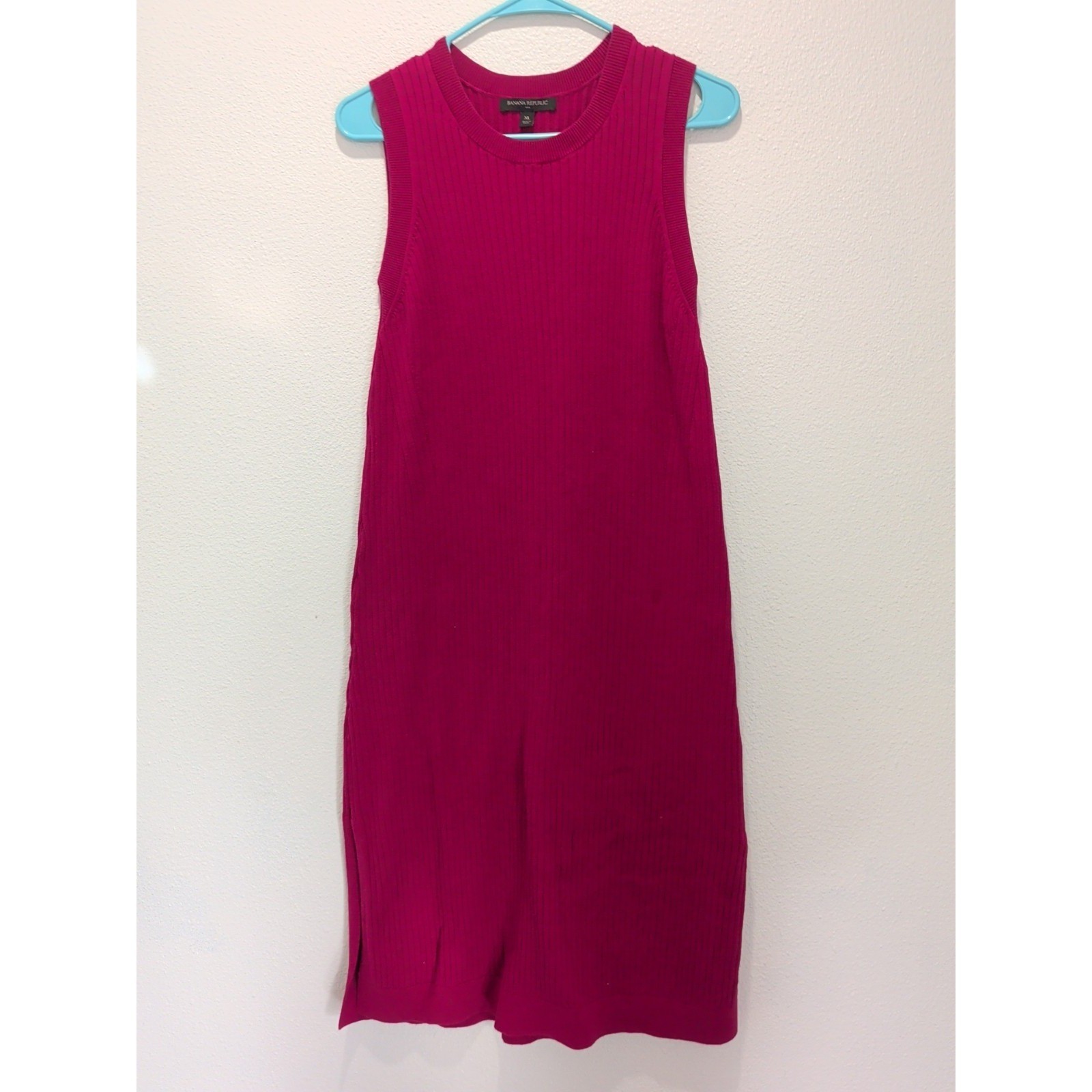 Banana Republic Women\'s Sleeveless Dress Red XL