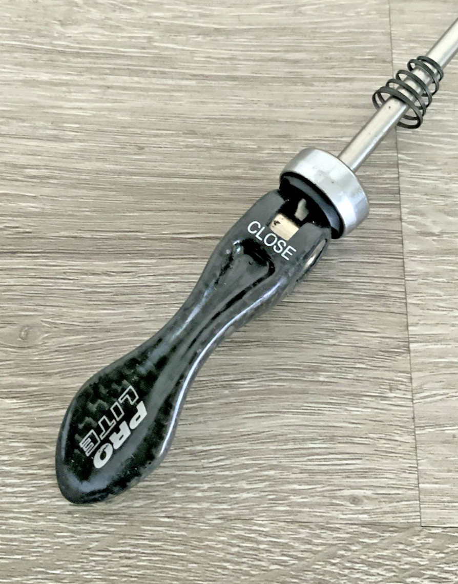 PRO LITE FRONT SKEWER 100 MM SPACING CARBON LEVER NYLON NUT 48 GRAMS
