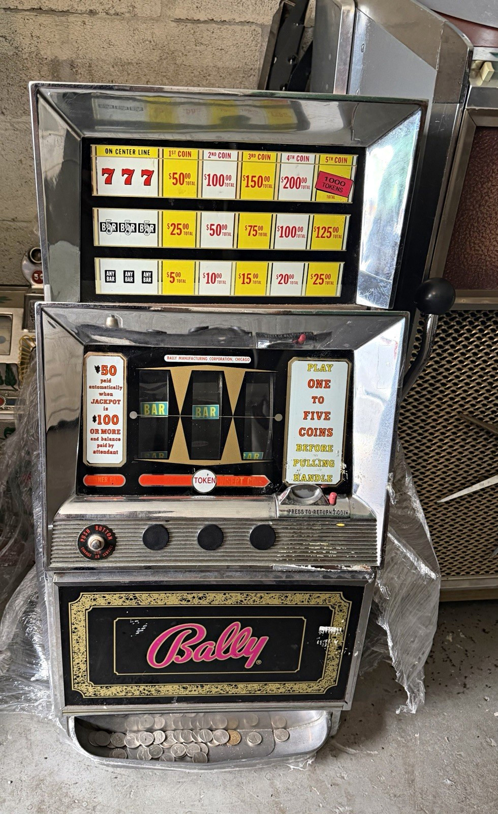 VINTAGE BALLY 777 ELECTRIC/ELECTROMECHANICAL SLOT MACHINE – WORKING VINTAGE BALLY 777 ELECTRIC/ELECTROMECHANICAL SLOT MACHINE – WORKING