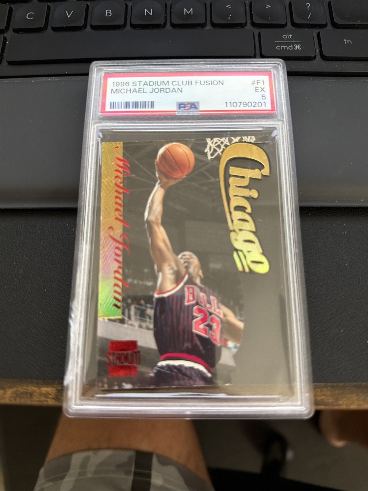 1996-97 Topps Stadium Club - Fusion Die-Cut Michael Jordan #F 1 PSA 5