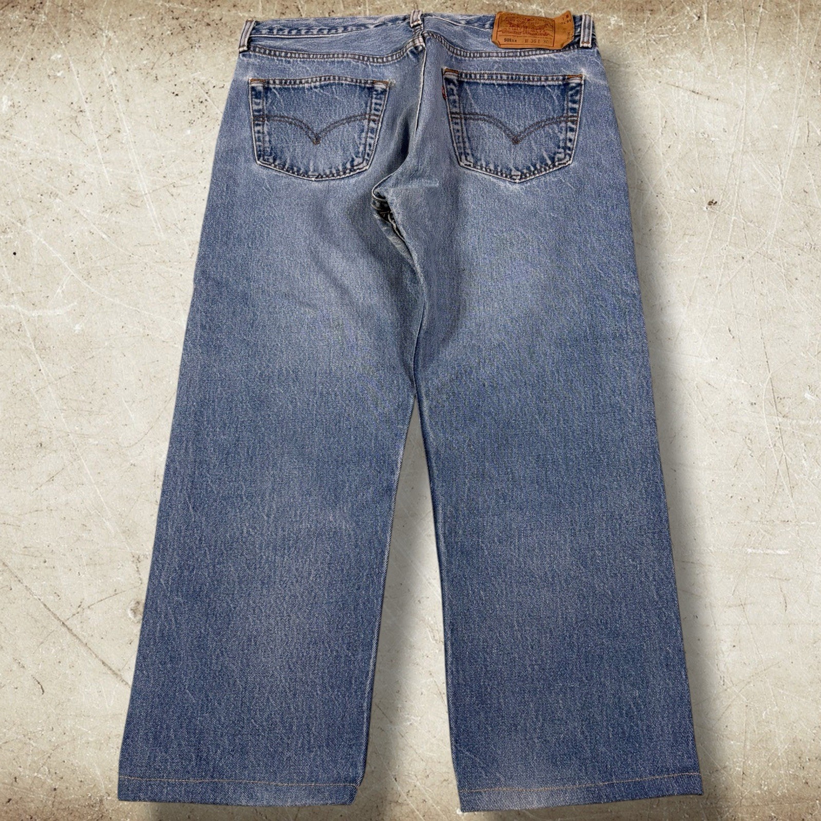 Vintage Levis Jeans Mens 36x30 (Fits 34x26) Blue 501 XX Made In USA Classic 90’s Vintage Levis Jeans Mens 36x30 (Fits 34x26) Blue 501 XX Made In USA Classic 90’s
