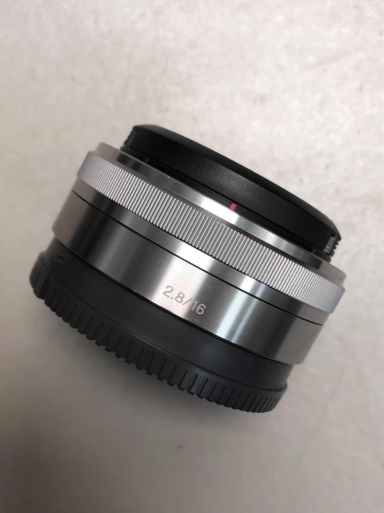 Sony SEL16F28 16mm F2.8 AF Wide Angle Lens f/Sony E-mount Autofocus Prime Camera