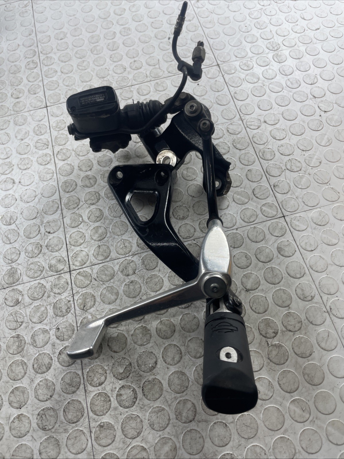 Right & Left Side Mid Controls Brake & Shifter Harley FXST '18-'25 OEM *DAMAGED*