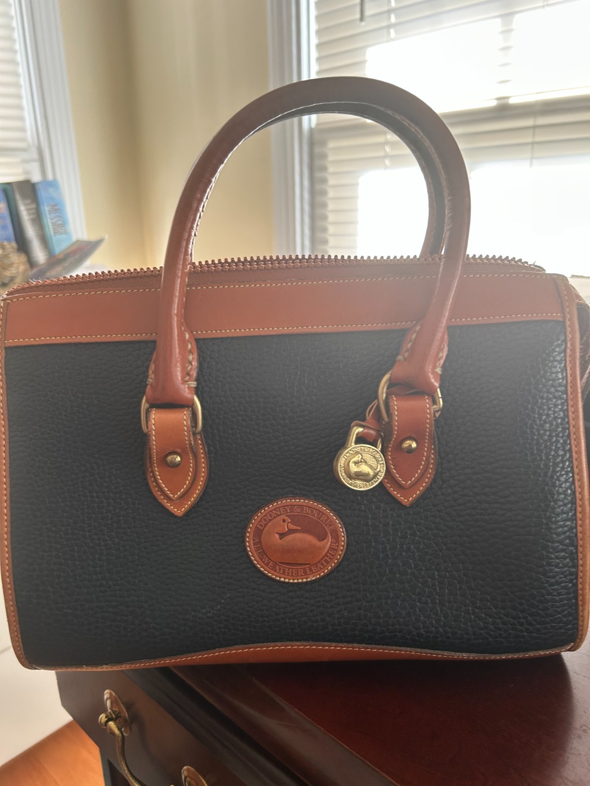 Dooney & Bourke Pebble Grain Women\'s Shoulder Bag - Black (FA789BBL)