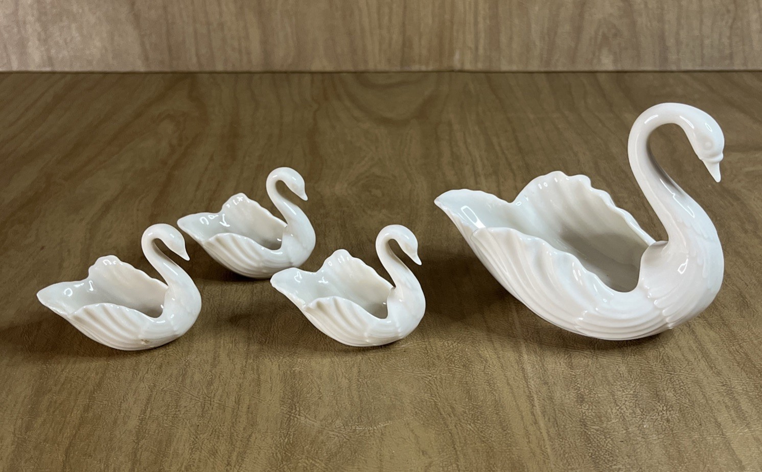 Vtg LENOX To the Bride Ivory Porcelain Swan Figurine Trinket Ring Dishes Set 4