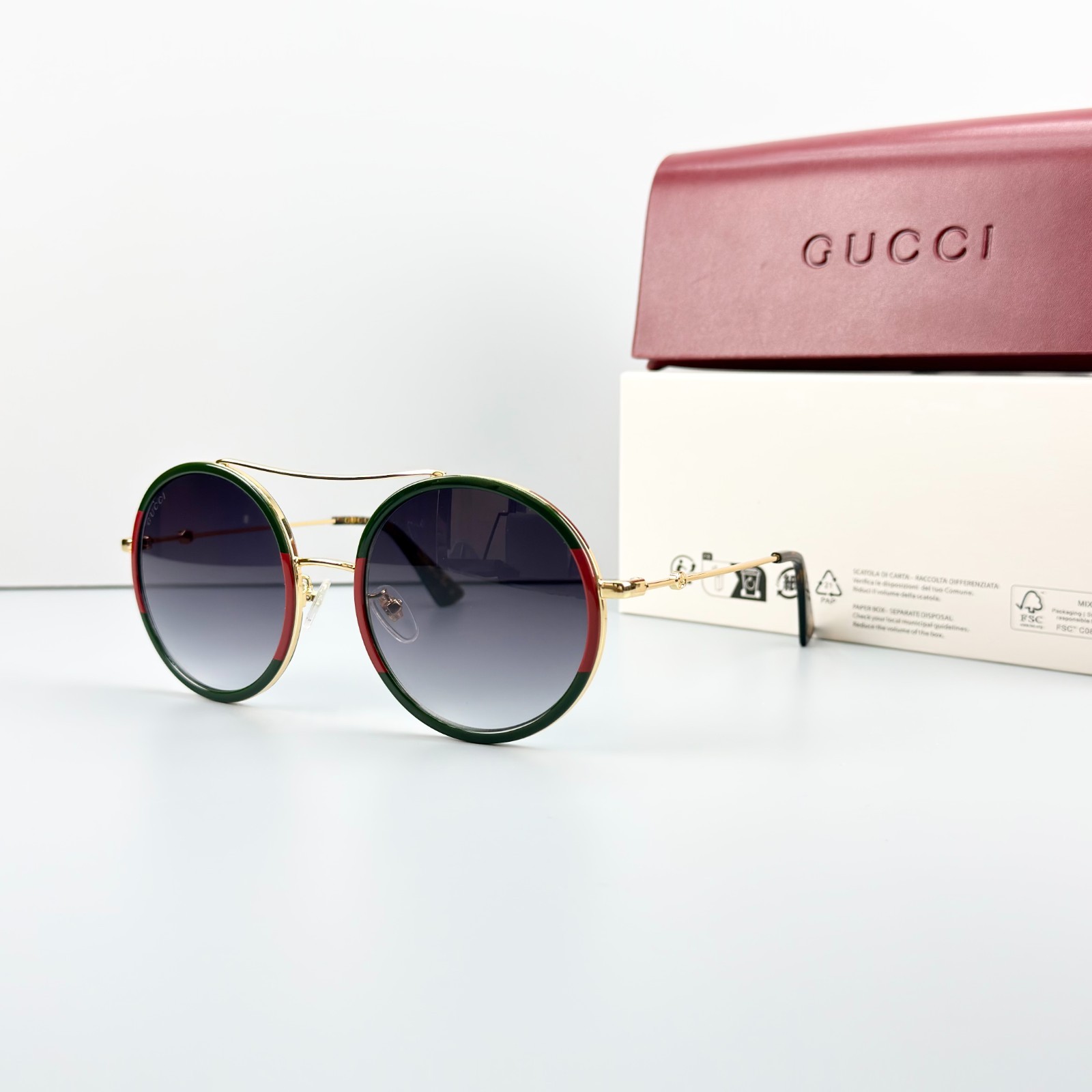 Gucci GG0061S 003 Round Gold Frame Green Red Trim Gradient Sunglasses w/ Box Gucci GG0061S 003 Round Gold Frame Green Red Trim Gradient Sunglasses w/ Box