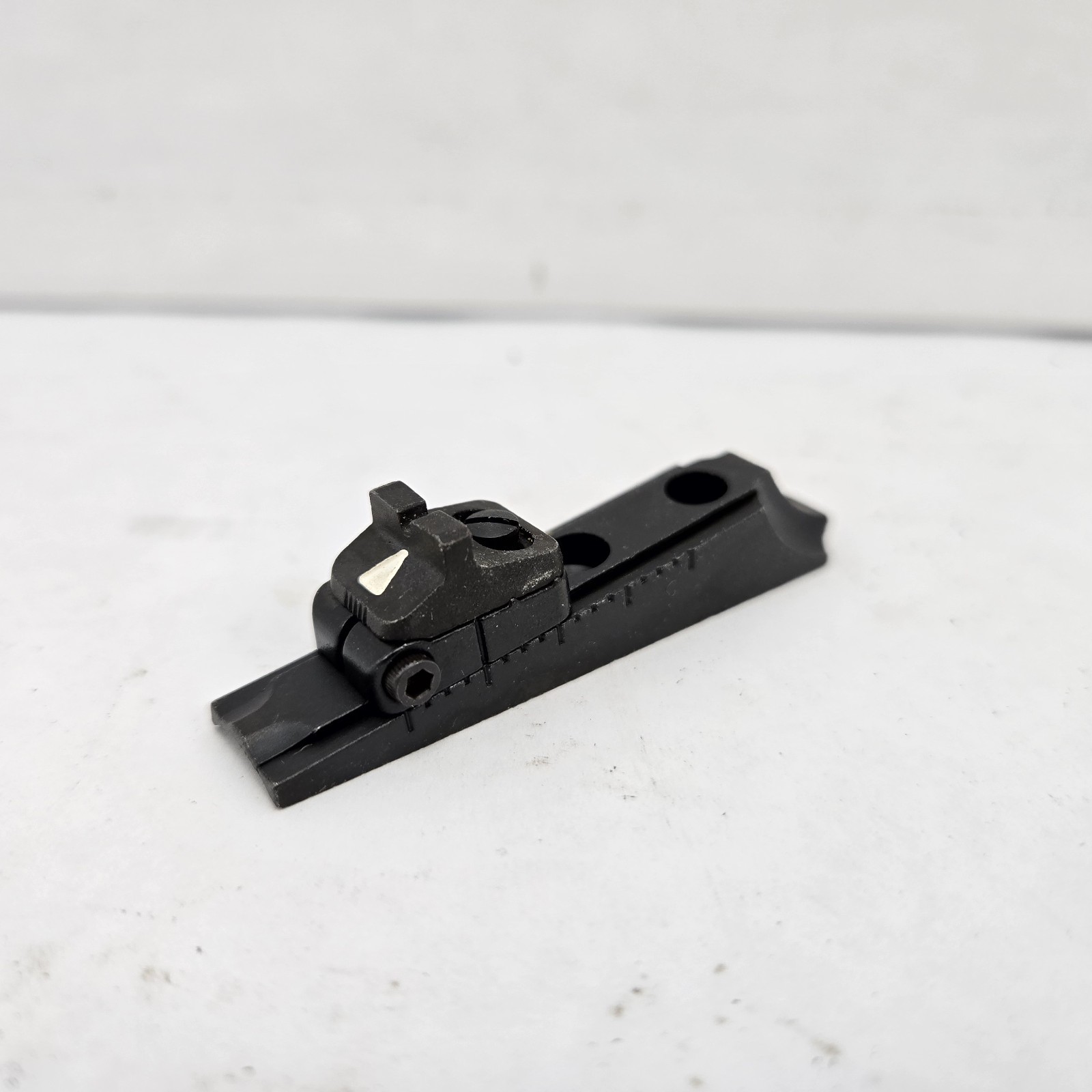 NOS Remington Rear Sight 700 770 760 7600 742 7400 750 Rifle NOS Remington Rear Sight 700 770 760 7600 742 7400 750 Rifle