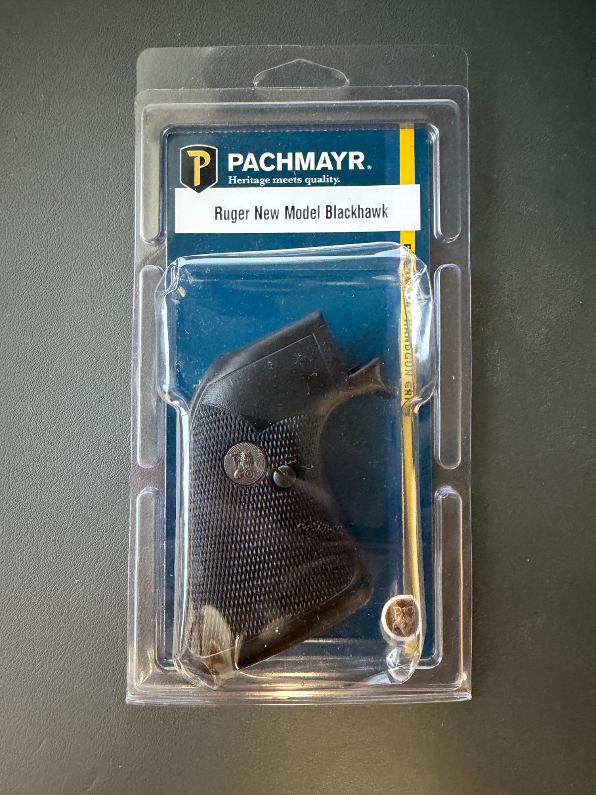 Pachmayr Ruger New Model Blackhawk Grip-03137