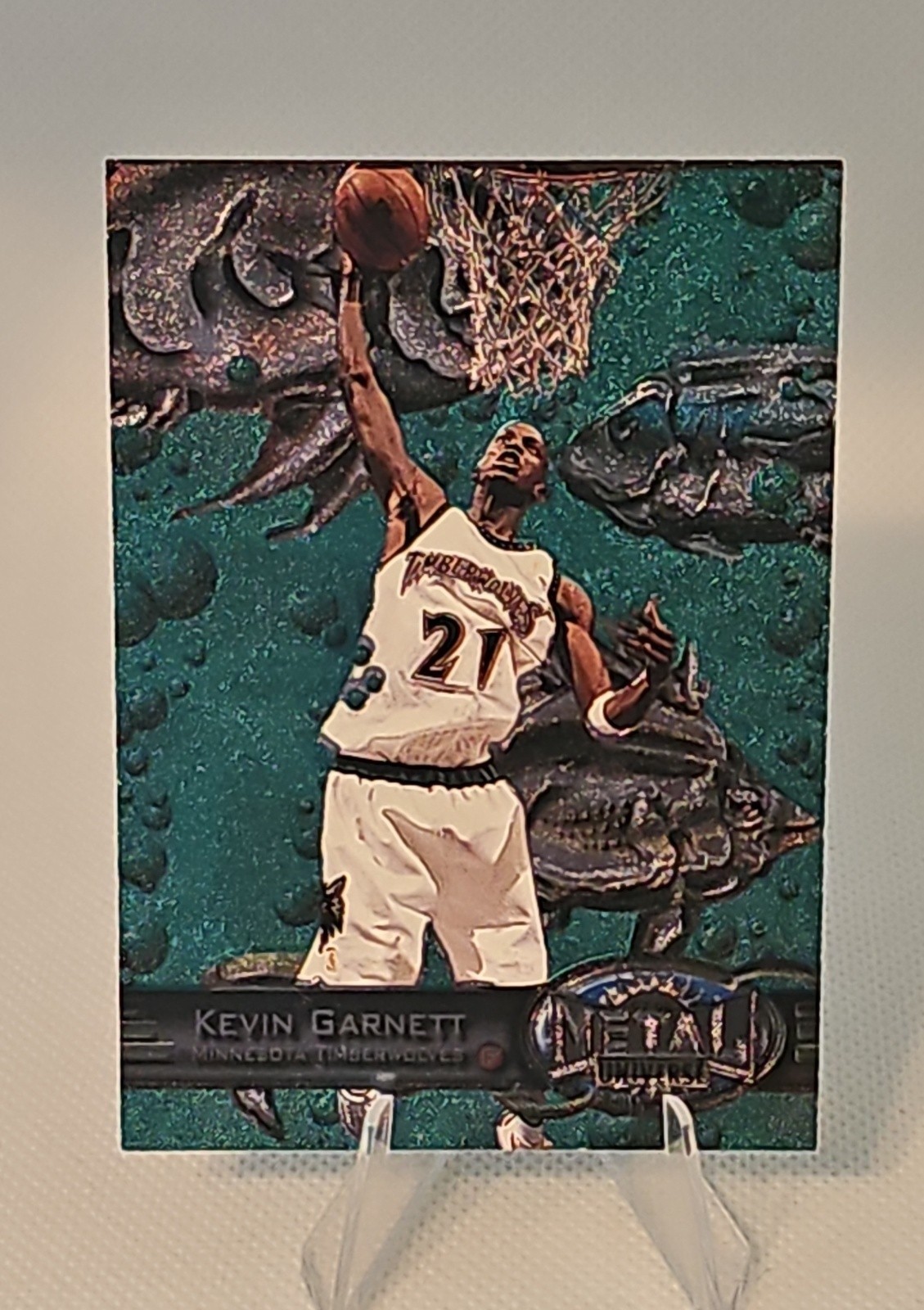1997-98 Metal Universe - Kevin Garnett #109