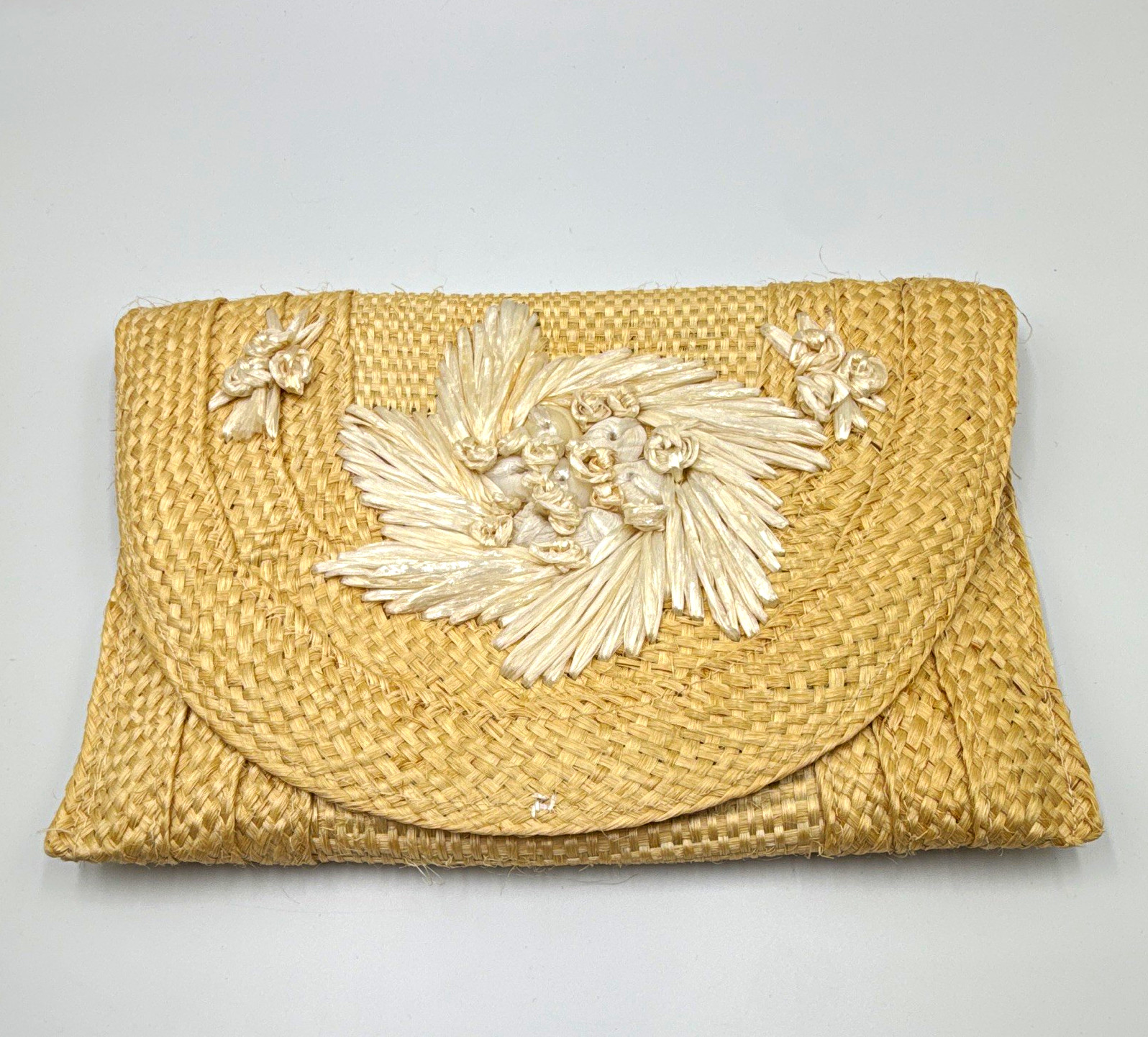 VTG 1950s Raffia Straw Straw Woven Clutch Purse Envelope Bag Floral Raffia VTG 1950s Raffia Straw Straw Woven Clutch Purse Envelope Bag Floral Raffia