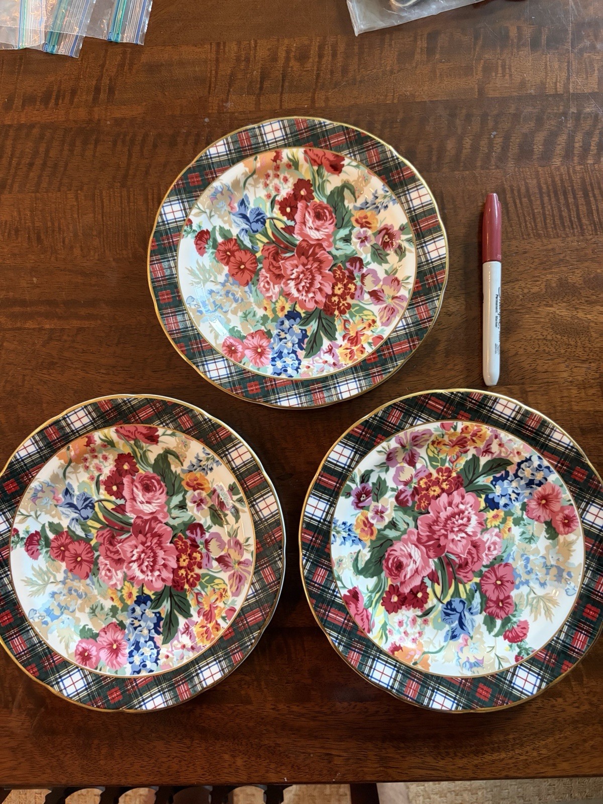 Vint. 90’s RALPH LAUREN “Hampton Floral” Wedgwood China Plate 8 1/4” Set Of 3 Vint. 90’s RALPH LAUREN “Hampton Floral” Wedgwood China Plate 8 1/4” Set Of 3