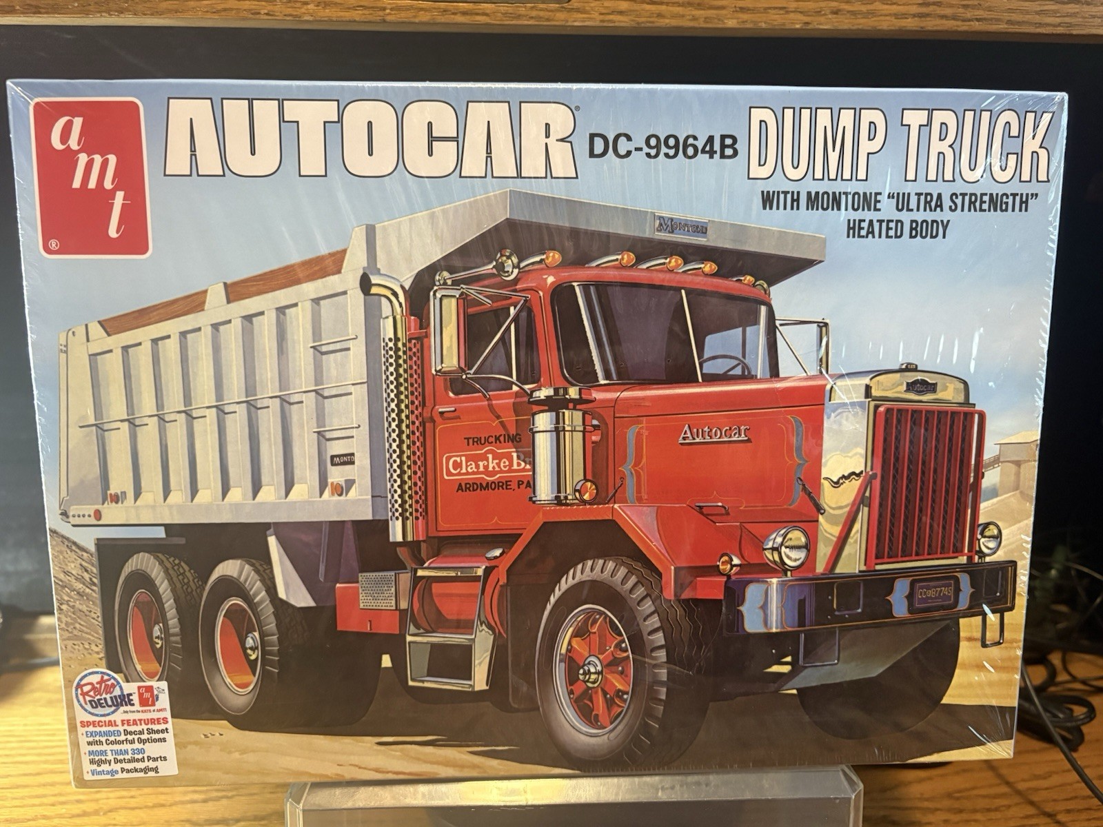 1/25 AMT AUTOCAR DUMP TRUCK #DC-9964B MODEL KIT NIB RETRO-DELUXE SPECIAL FEATURE