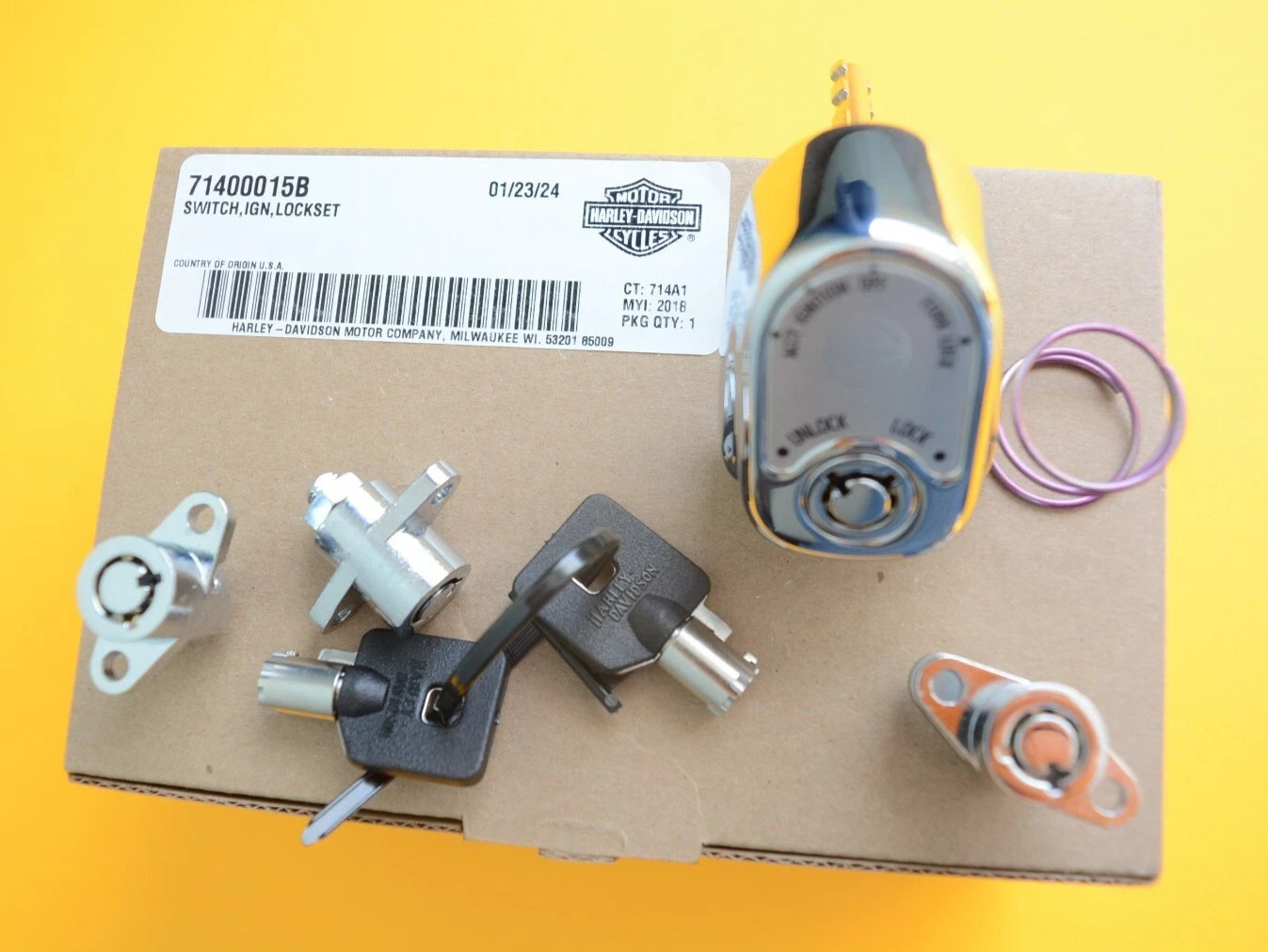 HARLEY DAVIDSON NEW OEM Switch ignition Lock set lockset Touring 2014 -2023